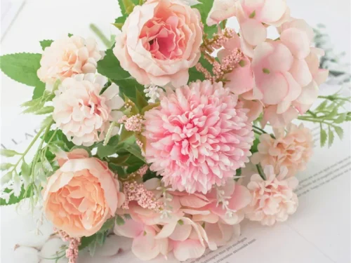 Luxury flower set as seen in picture fast shipping .2 to 5 days with full.tracking update to bs shared in your emsil and when you click my orders.