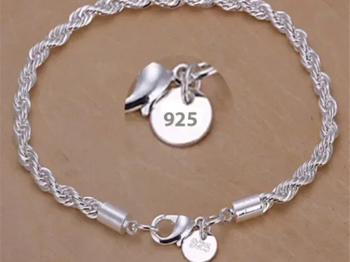 Unisex bracelet perfect for both men and women. 2 to 8 days with full tracking number and 100% delivery assurance.